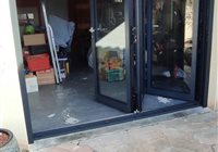 Porte repliable en alu fabriquée sur mesure par Grégory MAZET - Millau, Saint-Affrique, Lévézou, Aveyron
