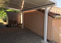 Carport en aluminium fabriqué sur mesure MAZET Grégory Pose Menuiseries PVC Fabrication et pose de menuiseries en aluminium Millau Saint-Affrique Lévézou