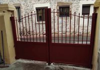 MAZET Grégory Portail en aluminium fabriqué sur mesure