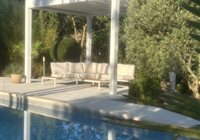 MAZET Grégory Fabrication et pose de pergola bioclimpatique en aluminium sur mesure Maillau Saint-Affrique Vallée du Tarn Rodez Lévézou Aveyron
