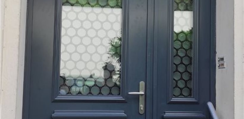 Porte en aluminium fabriquée sur mesure, Grégory MAZET, Millau, Saint-Affrique, Lévézou, Aveyron
