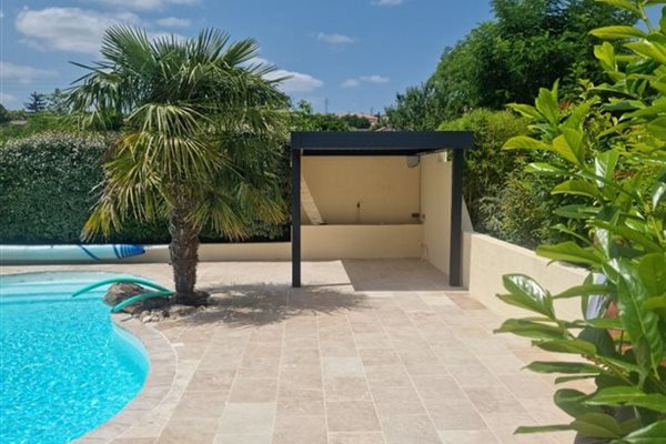 Idées astucieuses d'implantation de votre pergola bioclimatique