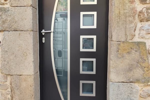 La porte d'entrée en Alu
